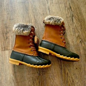 Sporto Duck boots. Worn once, excellent condition